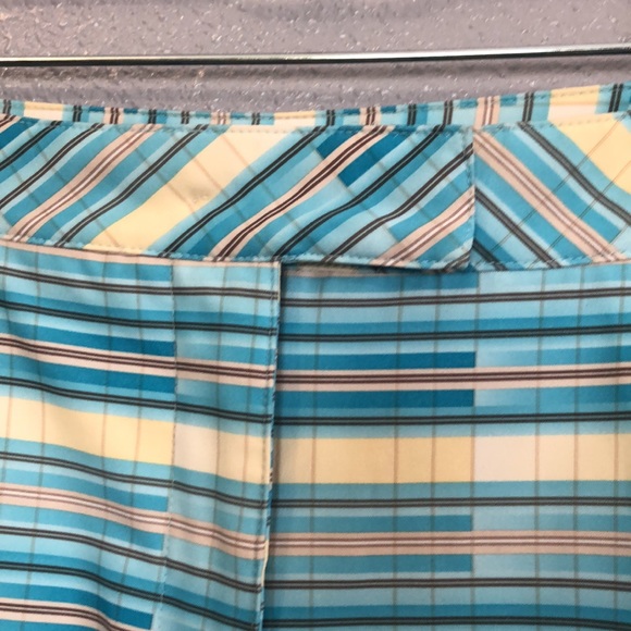 Nike golf shorts Women's size 4 small blue yellow black stripe athletic EUC - Picture 4 of 11